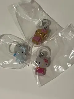 ハローキティ めじるしアクセサリー　3個セット