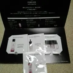 YSLフォーエバー リブレイター  ローション
セラム
クリームサンプル
