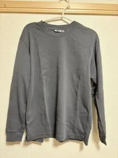 UNIQLO U Tシャツ