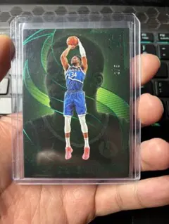 2024 Silhouette Giannis Antetokounmpo /5