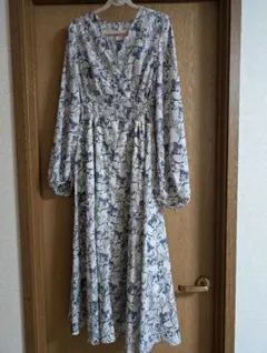 フレイアイディー　花柄ワンピース