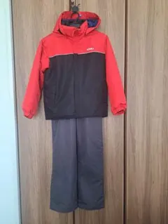 IGNIO スキーウェア 子ども用 赤黒