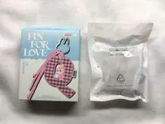 ラブブ PIN FOR LOVE イニシャル アルファベット　キーリング ＆