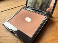 ローラメルシエ　ブラッシュカラーインフュージョン　チャイ　CHAIのサムネイル