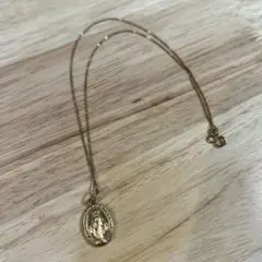 イタリア製　聖母マリア メダイ　オーバルペンダント ネックレス　SV925