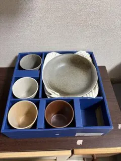 【未使用】和モダン 食器セット プレート＆カップ 8点セット（各4点）箱入り