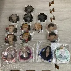 東京リベンジャーズ　アクリルチャーム、メタルバッチ　１５個セット