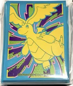 【新品・匿名配送】海外限定 メガカイリュー デッキシールド スリーブ 65枚のサムネイル