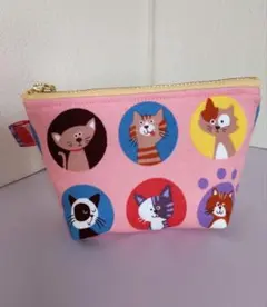 ネコ柄のハンドメイド　ミニミニポーチ