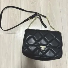 キルティング　ショルダーバッグ　ブラック