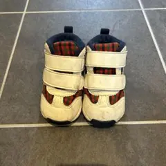 asics ファミリア　スニーカー ホワイト/レッド　チェック　13.0㎝