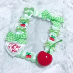 硬質ケース ホイップデコ トレカケース さくらんぼ ライトグリーン