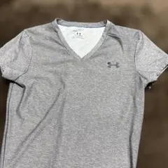 Under Armour グレー Vネック Tシャツ S