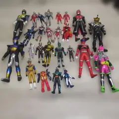 戦隊モノ　仮面ライダー　ウルトラマン　フィギュアセット