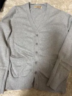 グレー Vネック カーディガン