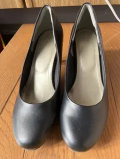 黒のプレーンパンプス 23.5cm