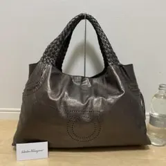 ■Ferragamo（フェラガモ）美品/ レザー/ハンドバッグ/ ブロンズ