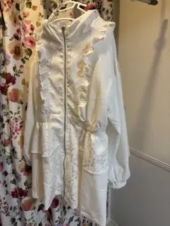 フリルブルゾン