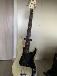 【希少】YAMAHA PB400RA Creamy Whiteのサムネイル