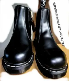 ドクターマーチン チェルシーブーツ ホワイトステッチ UK8 タグ付き試着のみ