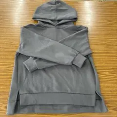 GU グレー パーカー