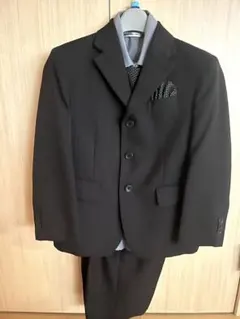 黒ストライプ　男子スーツ　120㎝　オリバーハウス