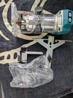 マキタCC500D125mm充電防じんカッタ中古左勝手18V Bluetooth - メルカリ