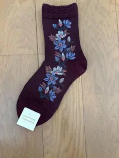 tutuanna 花柄刺繍 ソックス エンジのサムネイル
