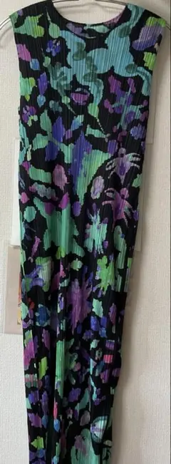 PLEATS PLEASE ISSEY MIYAKE ノースリーブ ワンピース - メルカリ