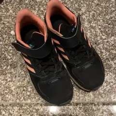 断捨離❣️アディダスCORE FAITO コアファイトキッズスニーカー21cm