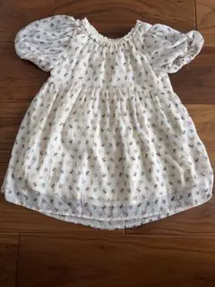 ZARA★ 花柄 半袖 ブラウス チュニック　ラメ　ワンピースのサムネイル
