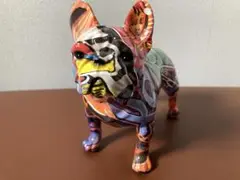 カラフルなフレンチブルドッグ 置物