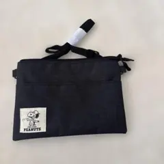 PEANUTS スヌーピー ブラックショルダーバッグ