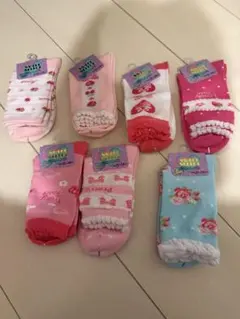 キッズ靴下 7足セット カラフルデザイン