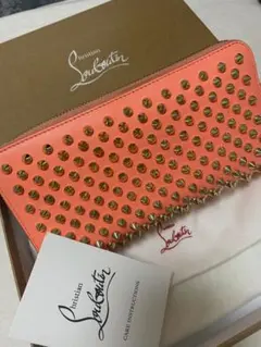 Christian Louboutin パネトーネ 長財布 スタッズ 103 - メルカリ