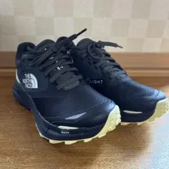 セール！　ザ・ノースフェイス　シューズ23cm