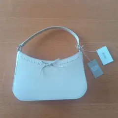 新品タグ付☆　NATURAL BEAUTY BASIC ハンドバッグ 　牛革のサムネイル