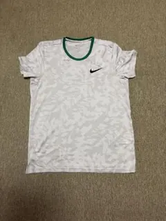 Nike DRI-FIT 迷彩シャツ Mサイズ