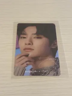 Item thumbnail for item 7abadea2-7a1b-4fb1-9592-1e7d82ec2a75