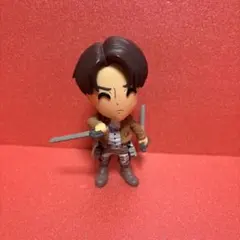進撃の巨人　リヴァイ　フィギュア 高さ約11センチ　（箱無し）