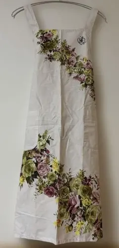 桂由美　エプロン　サイズM〜L 新品未使用　花柄　薔薇のサムネイル