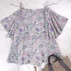 美品 アフタヌーンティー リバティ柄 リネン混フレアスリーブブラウス Aライン