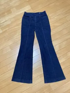 ブーツカットデニム・フレアデニム　ダークブルー