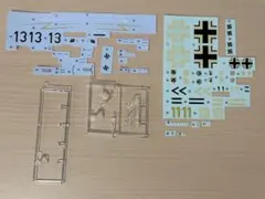 ●画像8枚分●ハセガワ ドイツ空軍・タミヤ ドイツ戦車 デカール・パーツの余りのサムネイル