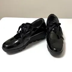 【美品】ヒルズアベニュー エナメル 23cm レースアップ 黒