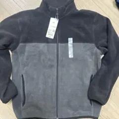 ユニクロ　グレー フリースジャケット 150cm