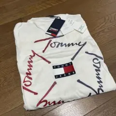 【新品未使用】 大幅値下げ！tommy jeans トミー 袖ロゴ入り長袖ロンT