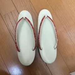 グリーンと花柄の草履