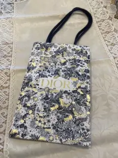 Item thumbnail for item 1fe11afb-6700-4c75-b316-c1d6b8b49f28