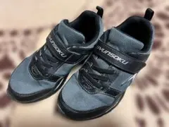 キッズスニーカー　瞬足19.0㌢